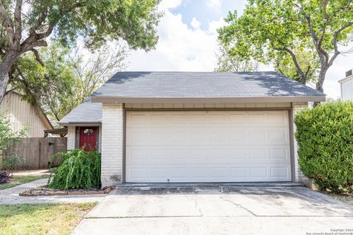 9614 South Bnd, San Antonio, TX, 78250-2826 | Card Image