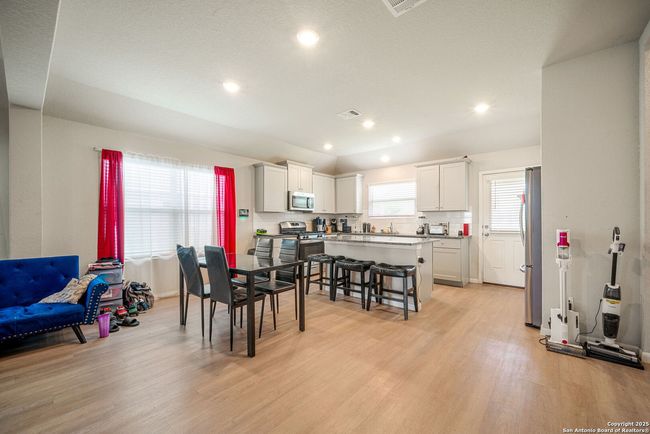 31646 Untrodden Way, House other with 4 bedrooms, 2 bathrooms and null parking in Bulverde TX | Image 9
