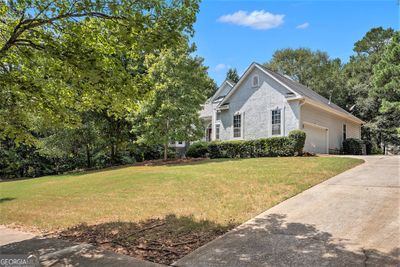 1138 River Green Court, House other with 4 bedrooms, 3 bathrooms and 2 parking in Mcdonough GA | Image 3