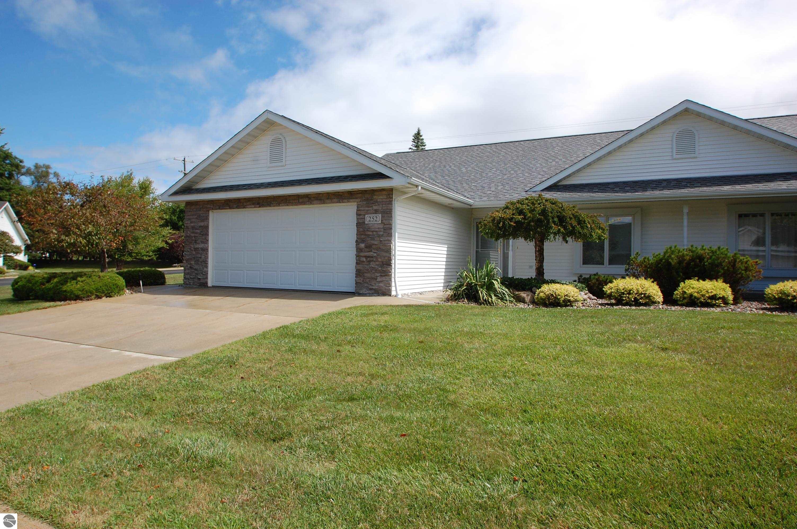 Windemere Pl, West Branch, MI 48661