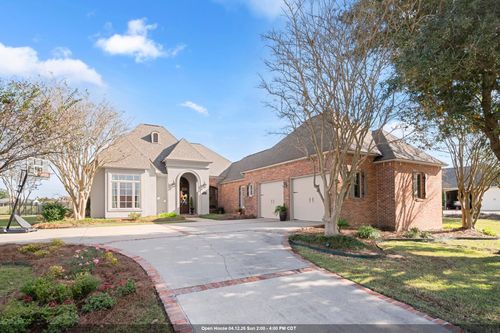 2315 S Turnberry Ave, Zachary, LA, 70791-5413 | Card Image