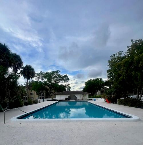 103-2700 Riverside Dr, Coral Springs, FL, 33065-1001 | Card Image