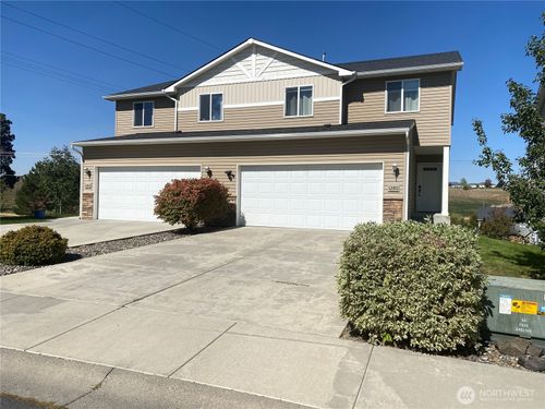 1280 Sw Selway Ln, Pullman, WA, 99163-4916 | Card Image