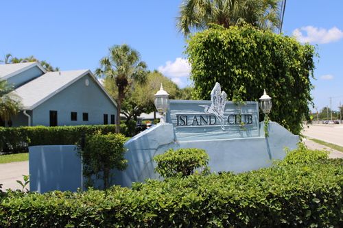 3883 Island Club Cir W, Lake Worth, FL, 33462-2181 | Card Image