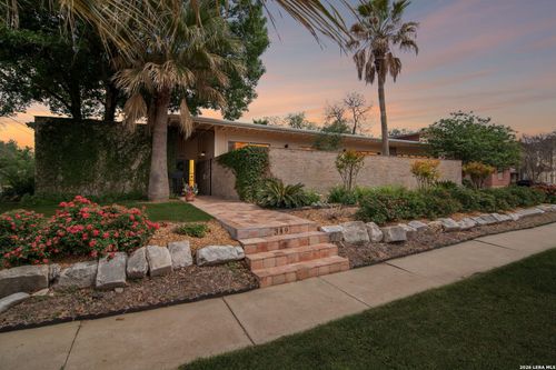 349 Mary Louise Dr, San Antonio, TX, 78201-4424 | Card Image