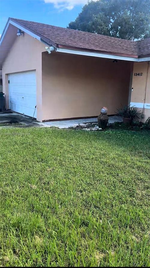 13412 Sw 256th Ter, Homestead, FL, 33032-6889 | Card Image