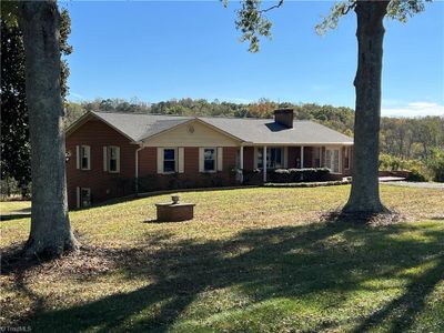 208 Precinct Road, House other with 3 bedrooms, 2 bathrooms and null parking in Pilot Mountain NC | Image 2