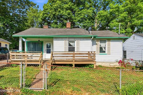 1815 Fay St, Knoxville, TN, 37921-6609 | Card Image