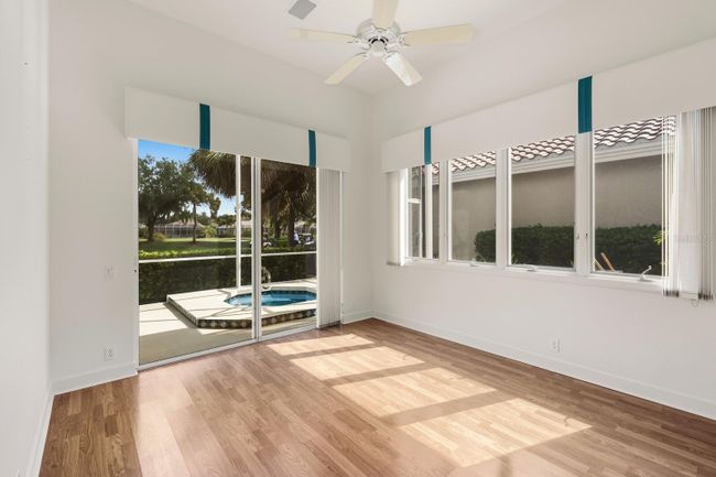 screened lanai | Image 33