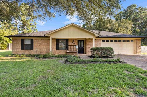 209 Windridge Dr, Whitehouse, TX, 75791-9514 | Card Image