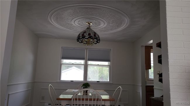 Formal dining room | Image 20