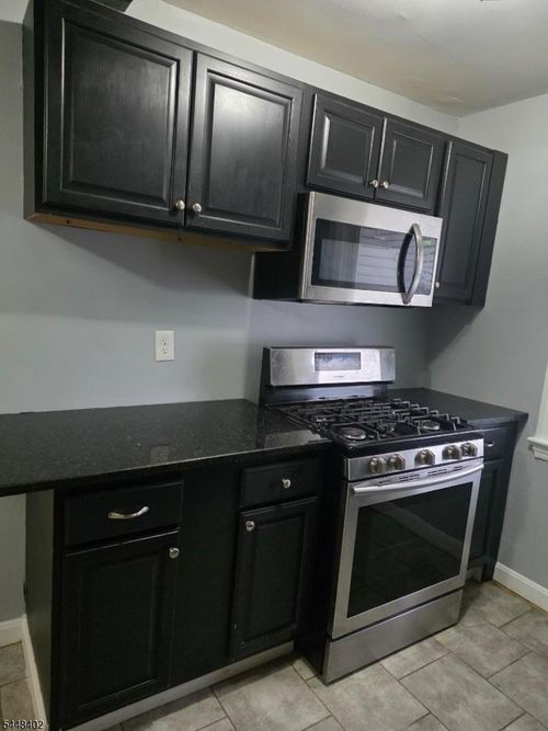331 Union Ave, Irvington, NJ, 07111-5248 | Card Image