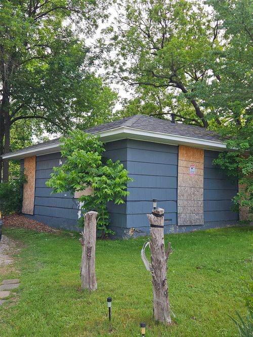 4304 Ramey Ave, Fort Worth, TX, 76105-2641 | Card Image