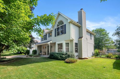 7817 Chippewa St, Portage, MI, 49024-4868 | Card Image