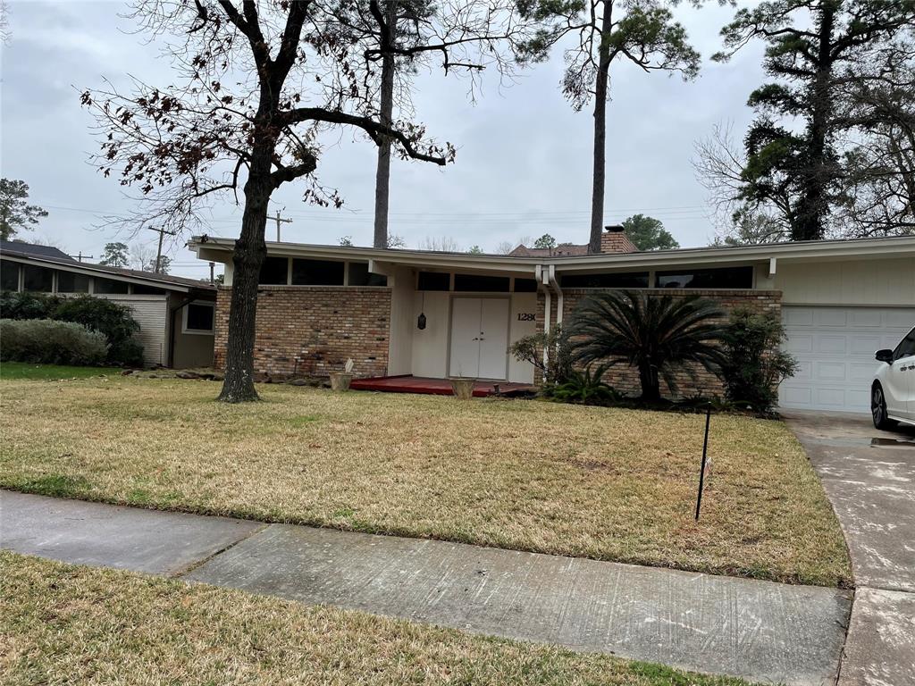 Tosca Ln, Houston, TX 77024
