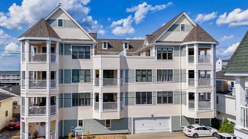 301-22 K K Street Street, Hampton, NH, 03842 | Card Image