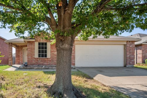 652 Horn St, Crowley, TX, 76036-3434 | Card Image