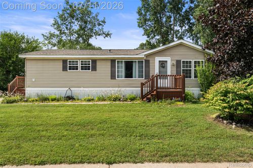 2785 Mulberry Dr, Clarkston, MI, 48348-5303 | Card Image