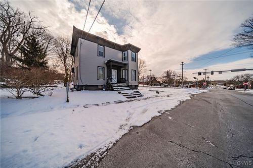 1-40 Culvert St, Phoenix, NY, 13135-1937 | Card Image