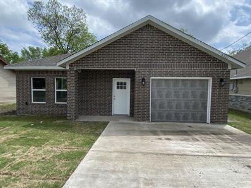 4321 Pickett St, Greenville, TX, 75401-3717 | Card Image
