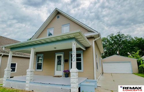 1600 Whittier St, Lincoln, NE, 68503-1157 | Card Image