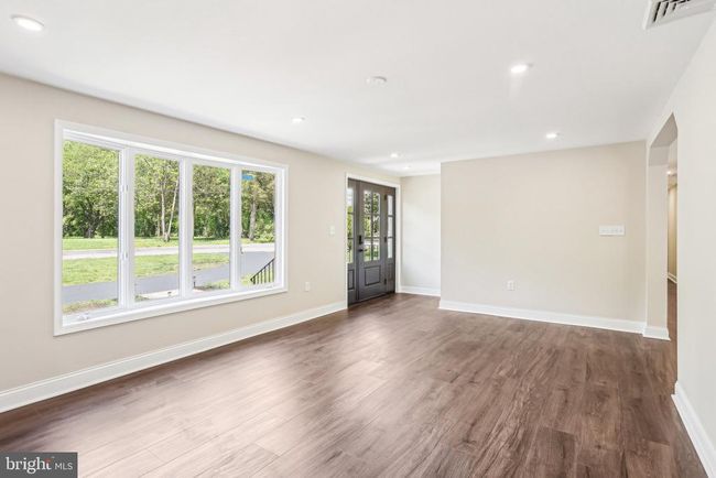 302 Fenwick Rd, House other with 3 bedrooms, 2 bathrooms and null parking in PILESGROVE NJ | Image 7