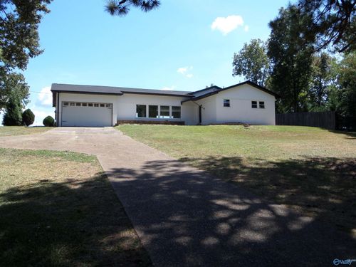 1123 Bellevue Dr, Gadsden, AL, 35904-3620 | Card Image