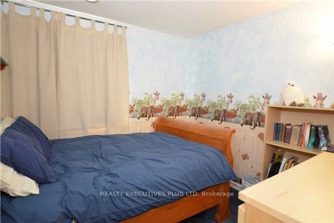 1 Homer Sq, House other with 3 bedrooms, 2 bathrooms and 3 parking in Brampton ON | Image 14