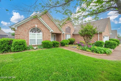 184 Passmore Ln, Jackson, TN, 38305-6925 | Card Image