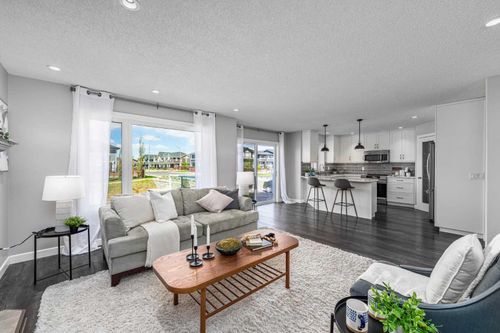 724 Luxstone Landing Sw, Airdrie, AB, T4B3L1 | Card Image