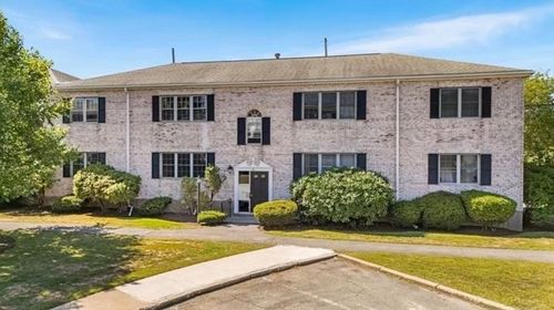4-30 Lake Shore Ct, Boston, MA, 02135-6379 | Card Image