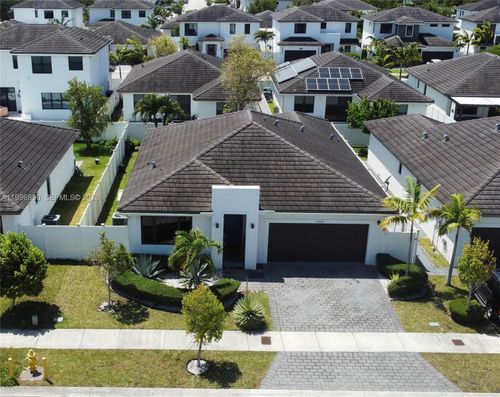 23552 Sw 107th Pl, Homestead, FL, 33032-6286 | Card Image