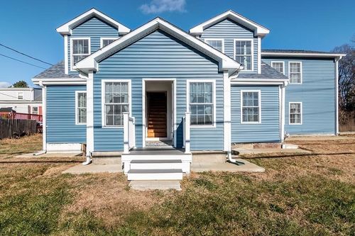 3871 Mendon Rd, Cumberland, RI, 02864-1860 | Card Image