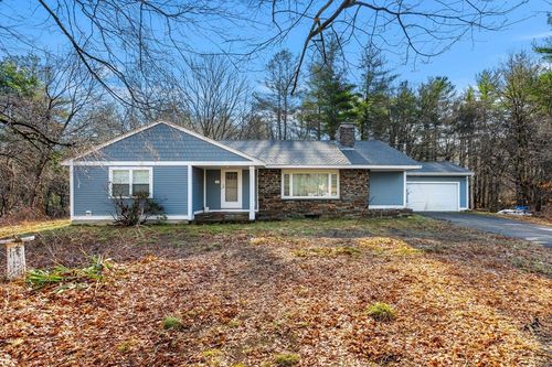 176 King St, Groveland, MA, 01834-2015 | Card Image