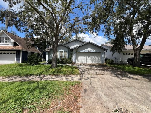 2632 Wrencrest Cir, VALRICO, FL, 33596-6372 | Card Image