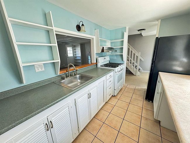 49 Terrill St, Home with 0 bedrooms, 5 bathrooms and null parking in Rutland VT | Image 5