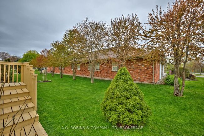 50 Portal Dr, House attached with 3 bedrooms, 2 bathrooms and 2 parking in Port Colborne ON | Image 30