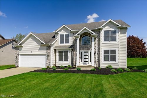 333 Danbury Ln, Richmond Heights, OH, 44143-1458 | Card Image