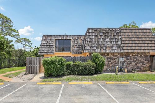 1660 Forest Lakes Cir, WEST PALM BEACH, FL, 33406-5786 | Card Image