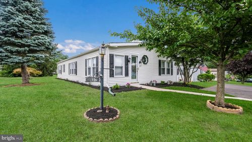 637 Laurel Ct, NORTH WALES, PA, 19454-1178 | Card Image