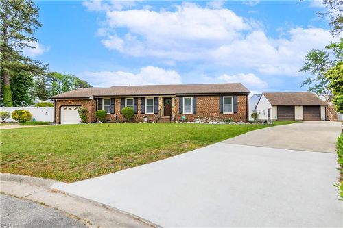 4211 Redfern Ln, Chesapeake, VA, 23321-5507 | Card Image
