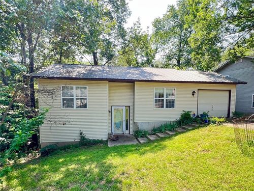 107 Jay Ln, Eureka Springs, AR, 72632-3232 | Card Image