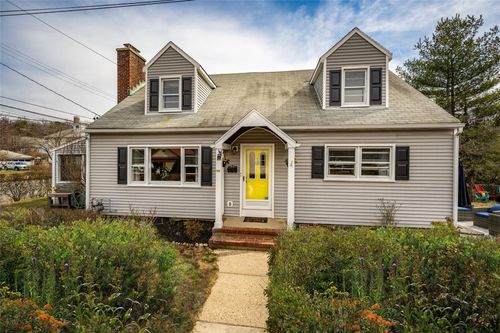 118 Van Tassel Ave, Sleepy Hollow, NY, 10591-1930 | Card Image