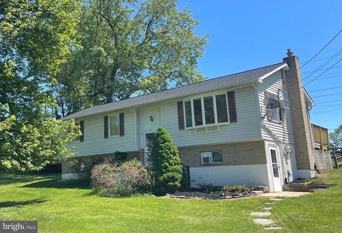 99 Exeter Ct, SHEPHERDSTOWN, WV, 25443-4610 | Card Image