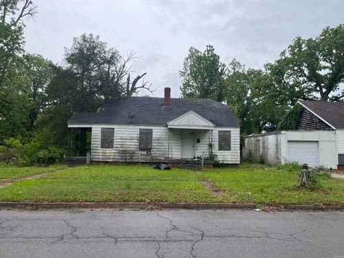 2002-2000-2002 W 30th Ave, Pine Bluff, AR, 71603-5191 | Card Image