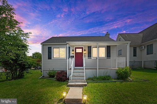 835 Mill St, Phillipsburg, NJ, 08865-3478 | Card Image