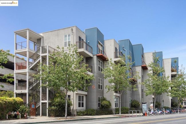 5204 - 1121 40 Th St, Condo with 1 bedrooms, 1 bathrooms and 1 parking in Emeryville CA | Image 42