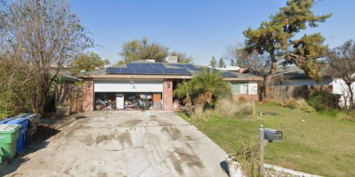 534 Francis Street, Bakersfield, CA, 93308 | Card Image