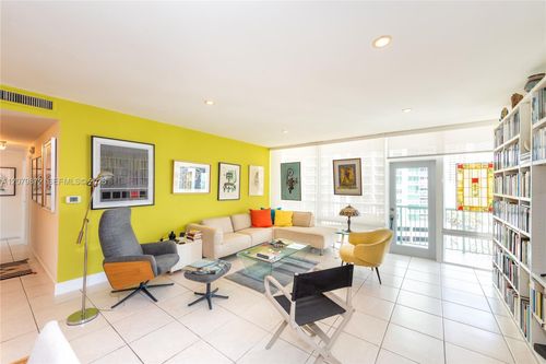 1215-1408 Brickell Bay Drive, Miami, FL, 33131 | Card Image
