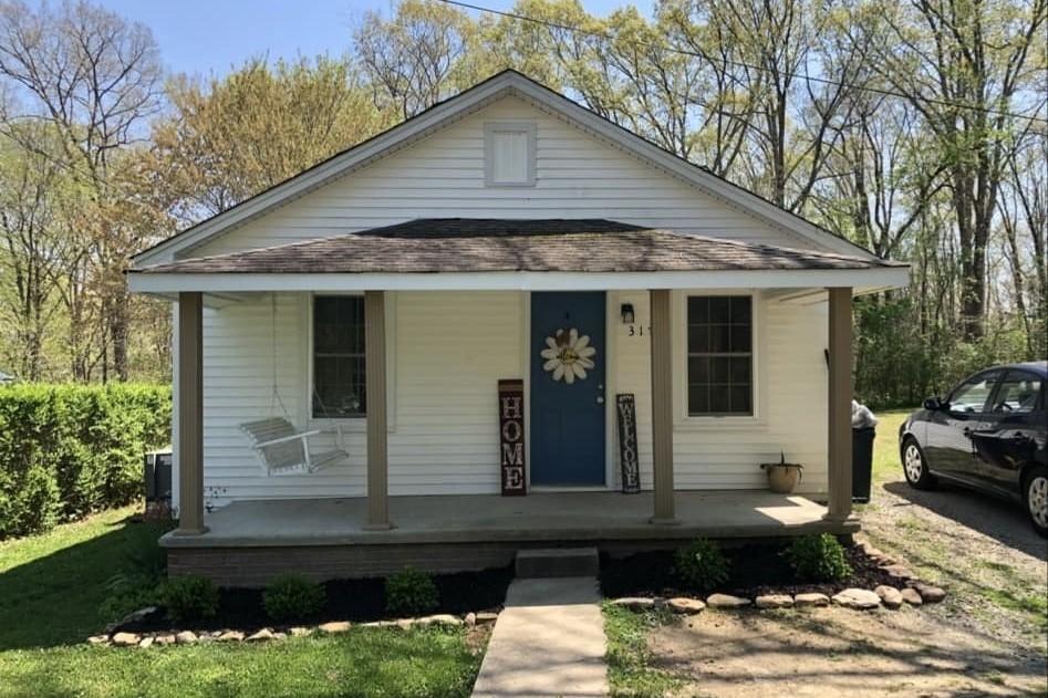 Hill St, Waynesboro, TN 38485